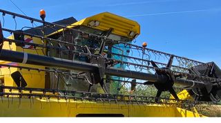 Αλωνιστική Μηχανή New Holland 1989 New Holland tf44