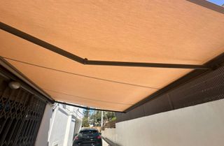 Τέντα ημικασετίνα ηλεκτρική NATERIAL Nori M395xY300cm σε χρώμα μπεζ