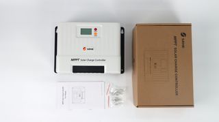 SRNE MPPT SOLAR CHARGE CONTROLLER 12V/24V 40A-thumb-1