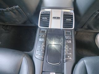 Porsche Panamera 2014 hybrid s-thumb-16