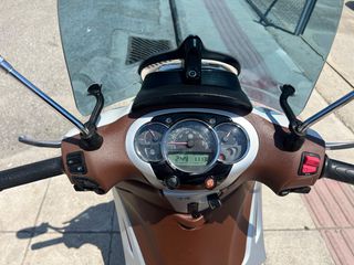 Piaggio Beverly 300 2020 BEVERLY 300-thumb-5