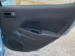 Mazda 2 2007-thumb-36