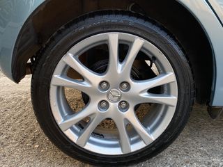 Mazda 2 2007-thumb-13