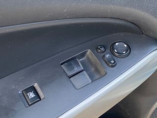 Mazda 2 2007-thumb-23