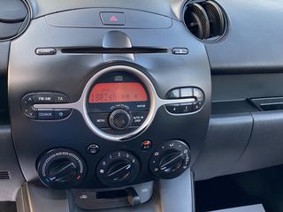 Mazda 2 2007-thumb-26