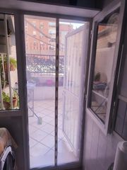 Έξυπνη σίτα Λευκή με Μαγνήτη 105x200εκ