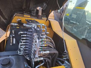Εκσκαφάκι (διαβολάκι) Komatsu 2012 PC 80 MR-3-thumb-10
