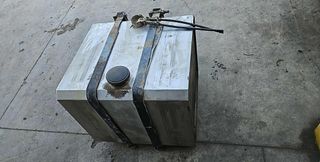 ΝΤΕΠΟΖΙΤΟ MERCEDES 200 ΛΙΤΡΑ ΑΝΟΞΕΙΔΩΤΟ