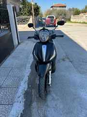 Piaggio Beverly 300i 2016 BEVERLY 300I-thumb-4