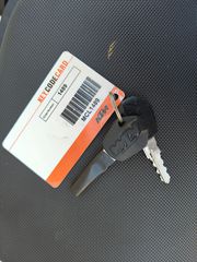 KTM 690 Duke 2016-thumb-8