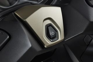 Kymco 2026 AK 575 PREMIUM-thumb-17