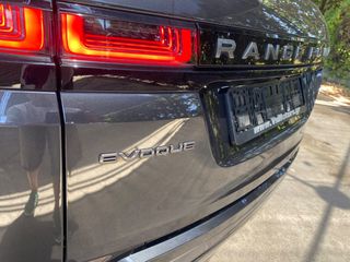 Land Rover Range Rover Evoque 2022 R-DYNAMIC D200SE SUNROOF FULL MATRIX-thumb-18