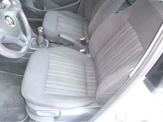 Volkswagen Polo 2017 TDI-thumb-6