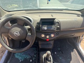 Nissan micra k12 ταμπλό