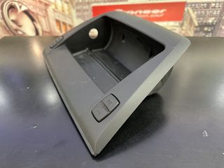 Βάση οθόνης Audi A3 2003-12 a2c53044723-thumb-1