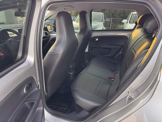 Volkswagen Up 2014-thumb-7