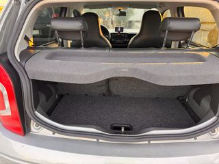 Volkswagen Up 2014-thumb-8