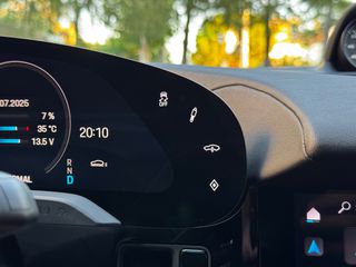 Porsche Taycan 2021 PASM/SPORT CHRONO/BOSE-thumb-27