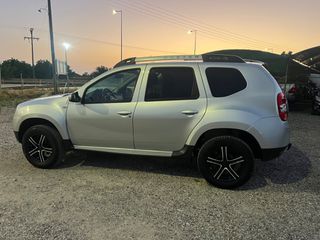 Dacia Duster 2017-thumb-1