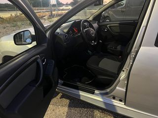 Dacia Duster 2017-thumb-8