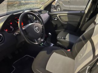 Dacia Duster 2017-thumb-9