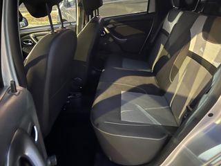 Dacia Duster 2017-thumb-11