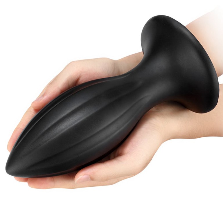 Small-Sized Anal Toy – Sleek Black Edition