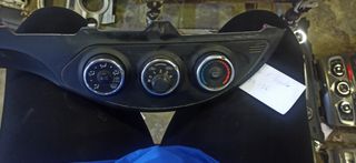 TOYOTA YARIS 14-17  CLIMA