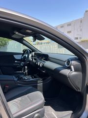 Mercedes-Benz A 45 AMG 2023 S-thumb-7