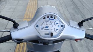 Piaggio Vespa GT 200 2007-thumb-7