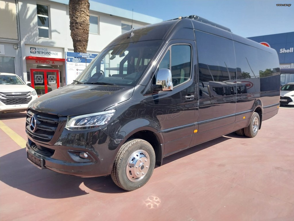 Mercedes-Benz 2025 SPRINTER 519