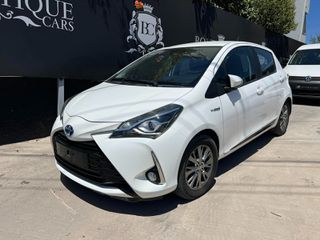 Toyota Yaris 2017 HYBRID AUTOMATIC