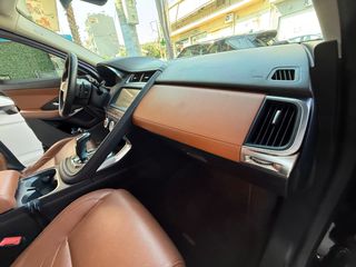 Jaguar E-Pace 2020 R-Dynamic S AWD-thumb-29