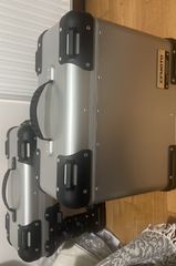 Πλαϊνές βαλίτσες Cf Moto 800Mt-thumb-1