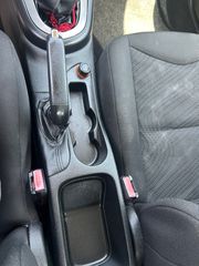 Peugeot 308 2009 1.4 16V 95PS