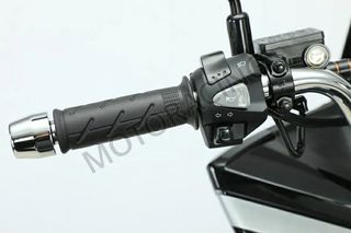 Letbe 2026 ISLAND 200 ABS & TRACTION CONTROL-thumb-1