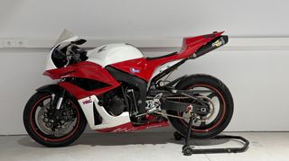 Πολυεστερικά fairings CBR 600 RR