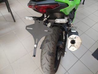 ΒΑΣΗ ΠΙΝΑΚΙΔΑΣ  ZX 500 NINJA 500