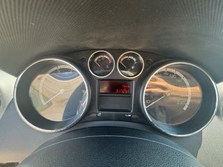 Peugeot 308 2009 1.4 16V 95PS-thumb-17