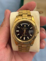 Rolex day date gold black-thumb-1