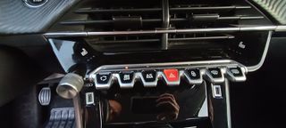 Peugeot 2008 2021 Προσφορά - 1.2 Puretech Allure 130hp-thumb-29
