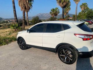 Nissan Qashqai 2017-thumb-1
