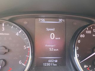 Nissan Qashqai 2017-thumb-11