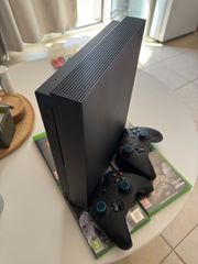 Xbox One X 1TB