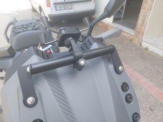 JOYMAX 250 / 300 2025 βάση στήριξης συσκευών GPS / PDA / κινητών / κάμερας Μπαράκι για gps βάση για οργανα