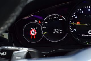 Porsche Cayenne 2022 COUPE S E-HYBRID GTS CARBON PACK BOSE SOFT CLOSE HEAD/UP-thumb-13