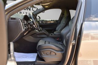 Porsche Cayenne 2022 COUPE S E-HYBRID GTS CARBON PACK BOSE SOFT CLOSE HEAD/UP-thumb-57