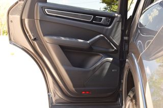Porsche Cayenne 2022 COUPE S E-HYBRID GTS CARBON PACK BOSE SOFT CLOSE HEAD/UP-thumb-59