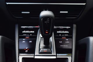 Porsche Cayenne 2022 COUPE S E-HYBRID GTS CARBON PACK BOSE SOFT CLOSE HEAD/UP-thumb-45