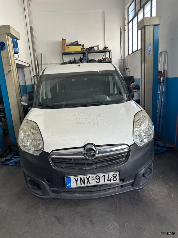 Opel Combo 2012